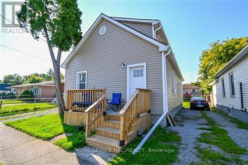 7 Josephine Street, St. Catharines (458 - Western Hill), ON - Outdoor With Exterior