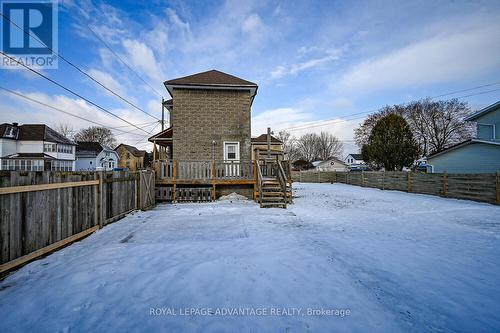 15 Thomas Street, Smiths Falls, ON - Outdoor With Deck Patio Veranda