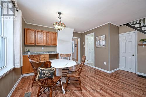 15 Thomas Street, Smiths Falls, ON - Indoor Photo Showing Dining Room