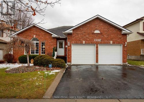 1220 Acadia Drive, Kingston (City Southwest), ON - Outdoor With Facade