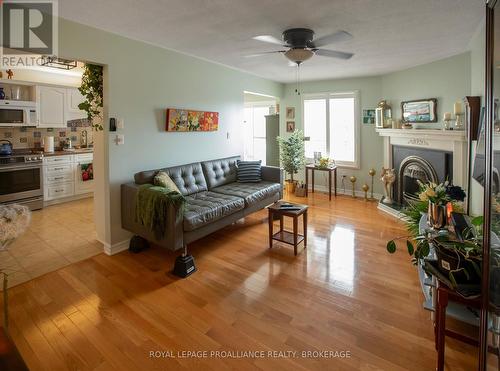 1220 Acadia Drive, Kingston (City Southwest), ON - Indoor Photo Showing Living Room With Fireplace