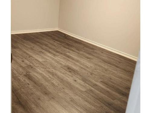 Lower-3443 Queenston Dr, Mississauga, ON - Indoor Photo Showing Other Room