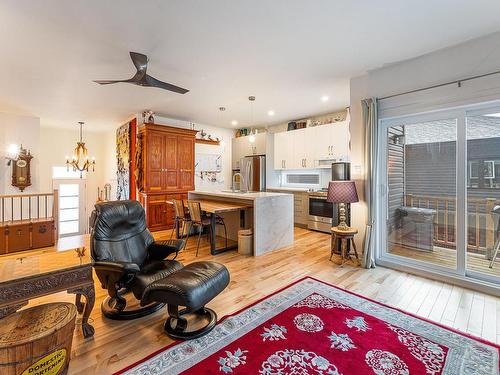 Salon - 113 Rue Arthur-Villeneuve, Cowansville, QC - Indoor Photo Showing Living Room