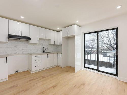 Kitchen - 5574 Boul. St-Michel, Montréal (Rosemont/La Petite-Patrie), QC - Indoor Photo Showing Kitchen With Upgraded Kitchen