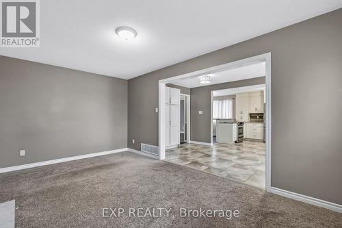 31 Brown Wood Drive, Barrie, ON - Indoor Photo Showing Other Room