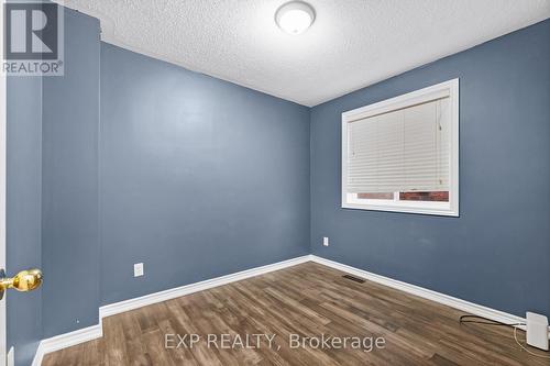 31 Brown Wood Drive, Barrie, ON - Indoor Photo Showing Other Room