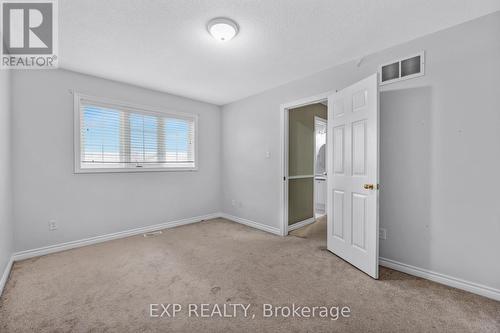 31 Brown Wood Drive, Barrie, ON - Indoor Photo Showing Other Room