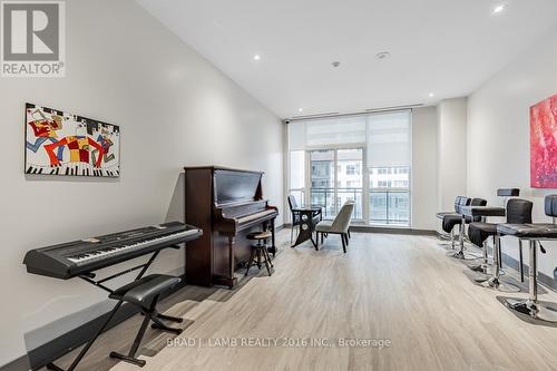 1210 - 4070 Confederation Parkway, Mississauga, ON - Indoor