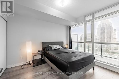 1210 - 4070 Confederation Parkway, Mississauga, ON - Indoor Photo Showing Bedroom