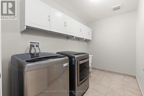 3141 George Savage Avenue, Oakville, ON - Indoor Photo Showing Laundry Room