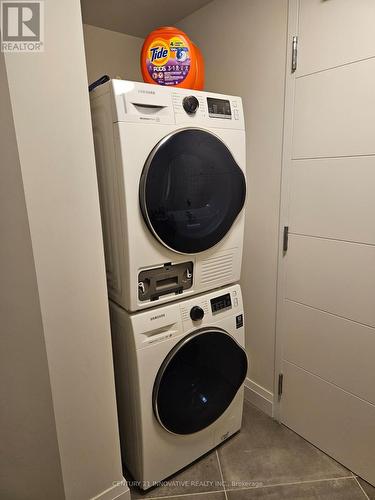 225 - 652 Princess Street, Kingston, ON - Indoor Photo Showing Laundry Room