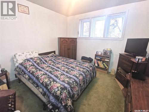 305 Ruth Street E, Saskatoon, SK - Indoor Photo Showing Bedroom