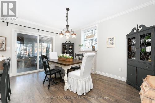 85 Barons Avenue S, Hamilton, ON - Indoor Photo Showing Dining Room