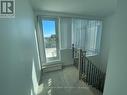 1040 Portage Pkwy Th58, Vaughan, ON  - Indoor Photo Showing Other Room 