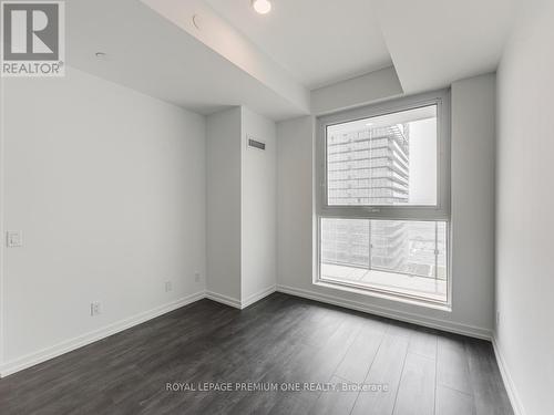 3105 - 7890 Jane Street, Vaughan, ON - Indoor Photo Showing Other Room