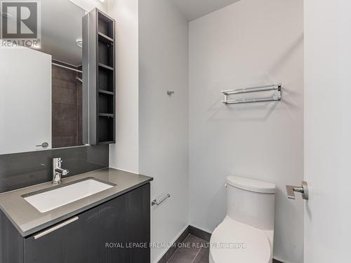 3105 - 7890 Jane Street, Vaughan, ON - Indoor Photo Showing Bathroom