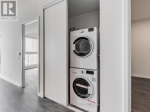 3105 - 7890 Jane Street, Vaughan, ON - Indoor Photo Showing Laundry Room