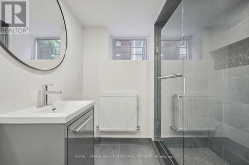 21 Holbrooke Avenue, Toronto, ON - Indoor Photo Showing Bathroom