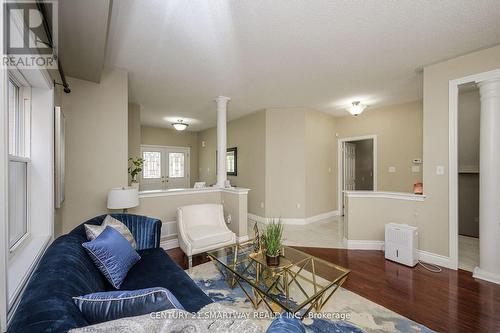 159 Wright Crescent, Niagara-On-The-Lake, ON - Indoor Photo Showing Living Room