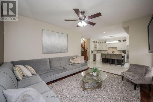 159 Wright Crescent, Niagara-On-The-Lake, ON - Indoor Photo Showing Living Room