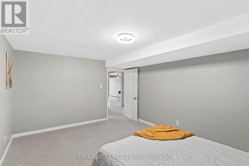 28 Hamilton Hall Drive, Markham, ON - Indoor Photo Showing Bedroom