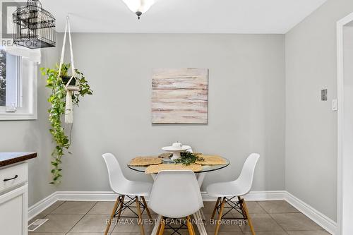 28 Hamilton Hall Drive, Markham, ON - Indoor Photo Showing Dining Room