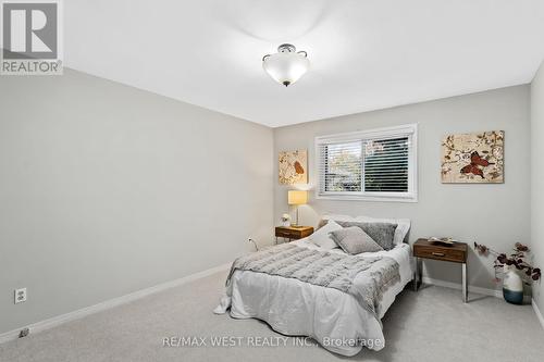 28 Hamilton Hall Drive, Markham, ON - Indoor Photo Showing Bedroom