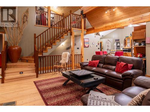 1850 Campbell Road, Golden, BC - Indoor