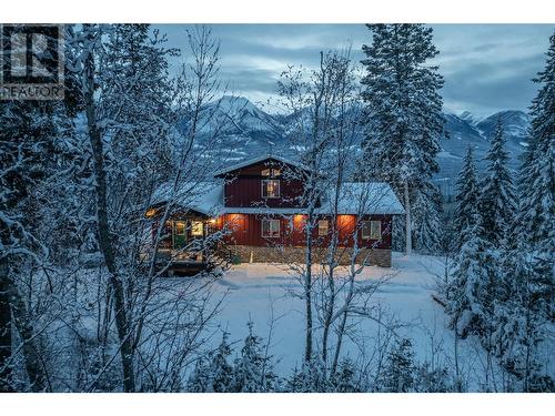 1850 Campbell Road, Golden, BC - Outdoor With Deck Patio Veranda