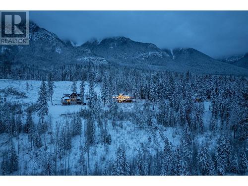 1850 Campbell Road, Golden, BC - Outdoor With View