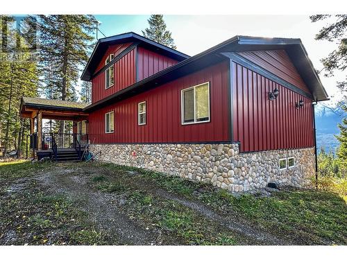 1850 Campbell Road, Golden, BC - Outdoor