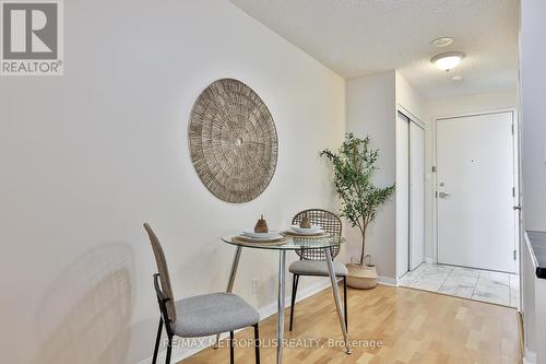 820 - 230 Queens Quay W, Toronto, ON - Indoor Photo Showing Other Room