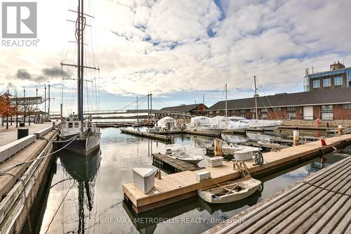 820 - 230 Queens Quay W, Toronto, ON - Outdoor With View