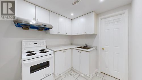 54 Foxglove Court, Markham, ON - Indoor Photo Showing Kitchen