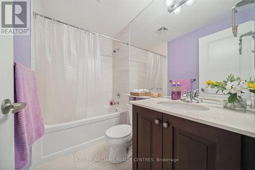 1601 - 9245 Jane Street, Vaughan, ON - Indoor Photo Showing Bathroom