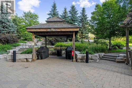 1601 - 9245 Jane Street, Vaughan, ON - Outdoor With Backyard