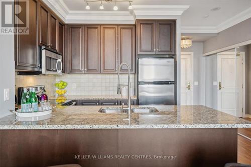 1601 - 9245 Jane Street, Vaughan, ON - Indoor Photo Showing Kitchen With Double Sink With Upgraded Kitchen