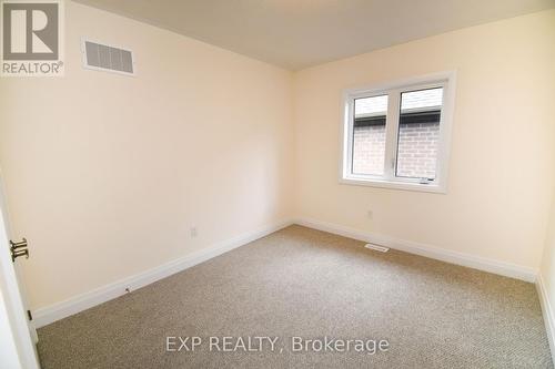 56 Bearberry Road, Springwater, ON - Indoor Photo Showing Other Room