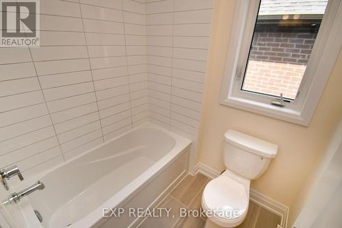 56 Bearberry Road, Springwater, ON - Indoor Photo Showing Bathroom