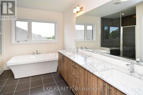 56 Bearberry Road, Springwater, ON - Indoor Photo Showing Bathroom