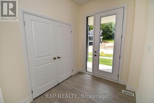 56 Bearberry Road, Springwater, ON - Indoor Photo Showing Other Room