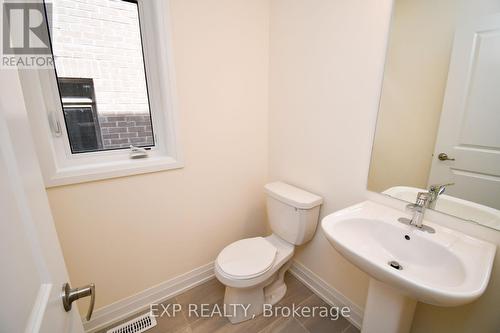 56 Bearberry Road, Springwater, ON - Indoor Photo Showing Bathroom