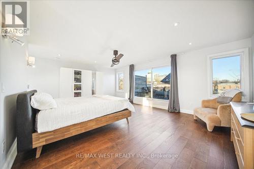 33 Edwin Avenue, Toronto, ON - Indoor Photo Showing Bedroom