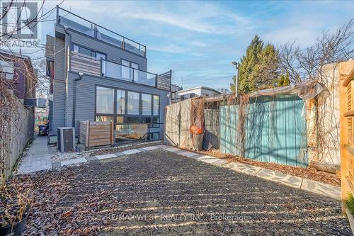 33 Edwin Avenue, Toronto, ON - Outdoor