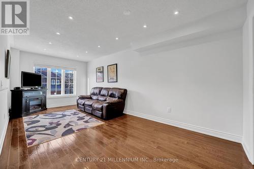 63 - 9800 Mclaughlin Road N, Brampton, ON - Indoor Photo Showing Living Room