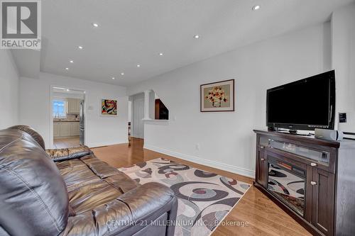 63 - 9800 Mclaughlin Road N, Brampton, ON - Indoor Photo Showing Living Room