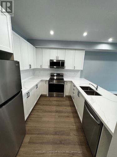 3 - 143 Gibbons Street, Oshawa (Mclaughlin), ON - Indoor Photo Showing Kitchen With Double Sink