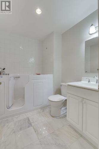 207 - 250 Sydenham Street, London, ON - Indoor Photo Showing Bathroom