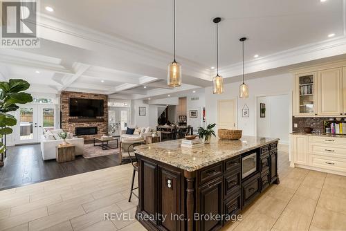 8 Runnymede Road, Port Colborne, ON - Indoor Photo Showing Kitchen With Upgraded Kitchen