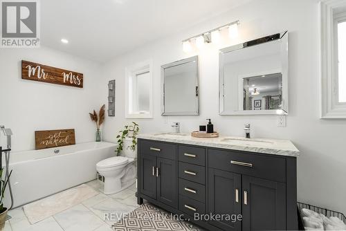 8 Runnymede Road, Port Colborne, ON - Indoor Photo Showing Bathroom